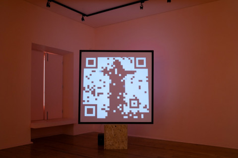 QR MIRROR